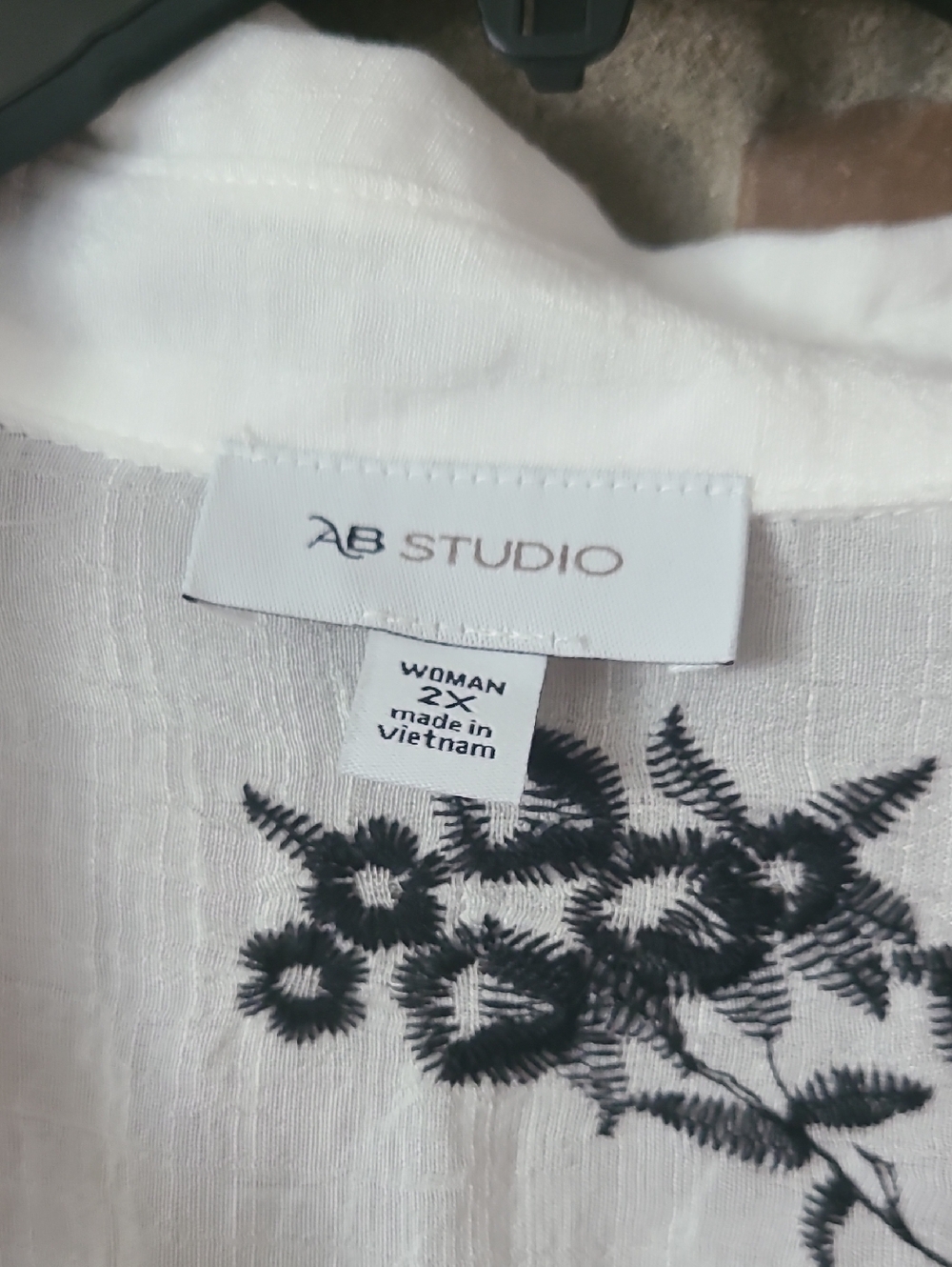 AB Studio White Top with Black Floral Stitching